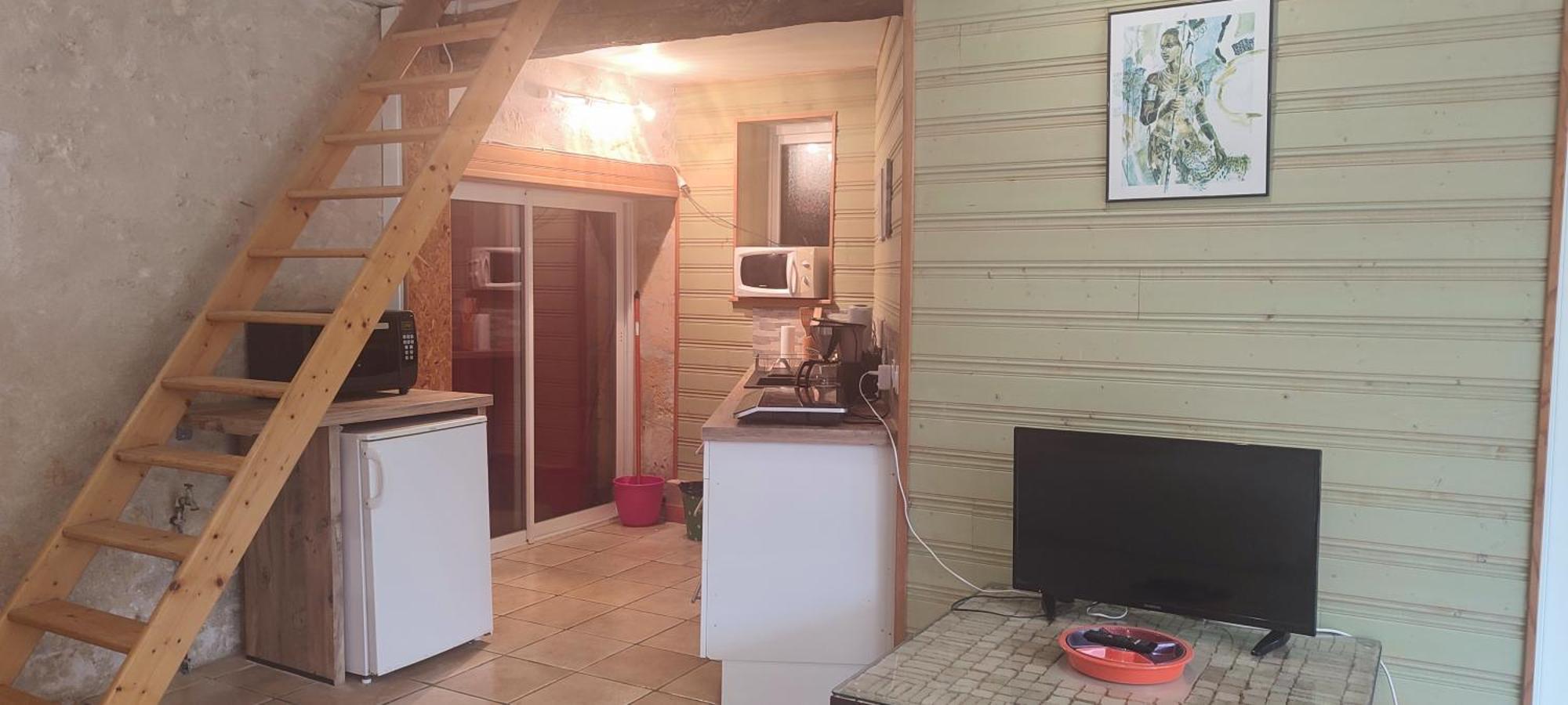 Gite Cosy, Sur Jardin, Terrasse Privee, Parking Au Calme En Rdc Gémozac 외부 사진